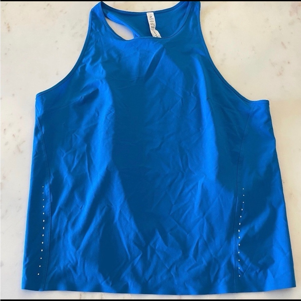 Bundle Lululemon lightweight stretch running Tank… - image 4
